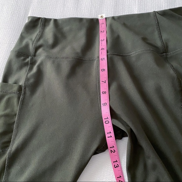 Green Fitness Leggings W/Mesh Insets - Picture 5 of 9